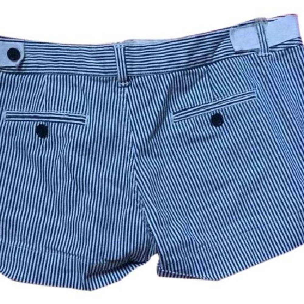 Nautical Style Blue And White Cuffed Preppy Shorts - Picture 3 of 4